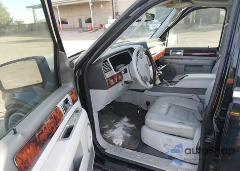 2006 Lincoln Navigator Luxury/Ultimate from USA, damaged, VIN 5LMFU28596LJ00723